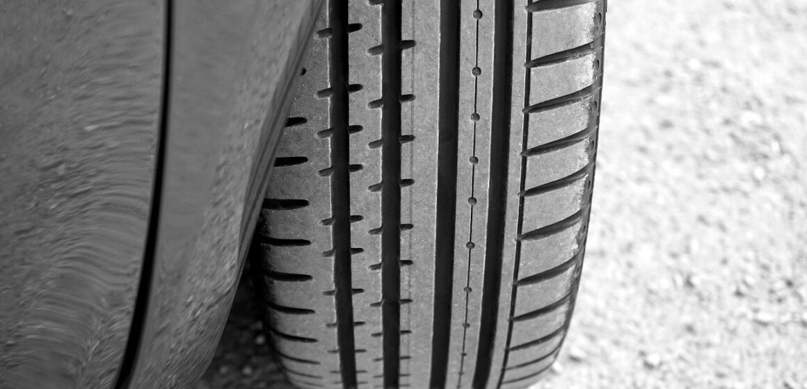 brake-car-road pneu