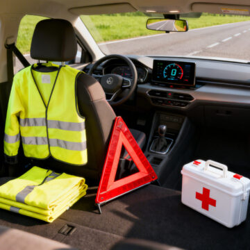 Les équipements obligatoires en voiture pour rouler en toute légalité without any text