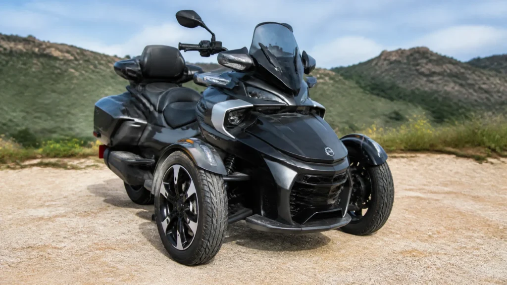 Moto à deux roues à l’avant : nom, fonctionnement et modèles without any text